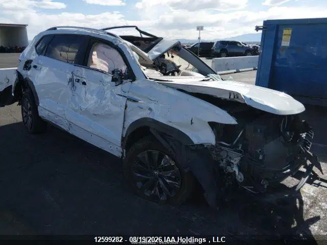 3VVEX7B24RM026007 — 2024 Volkswagen TAOS SE, Bio Hazard, фото до ремонта