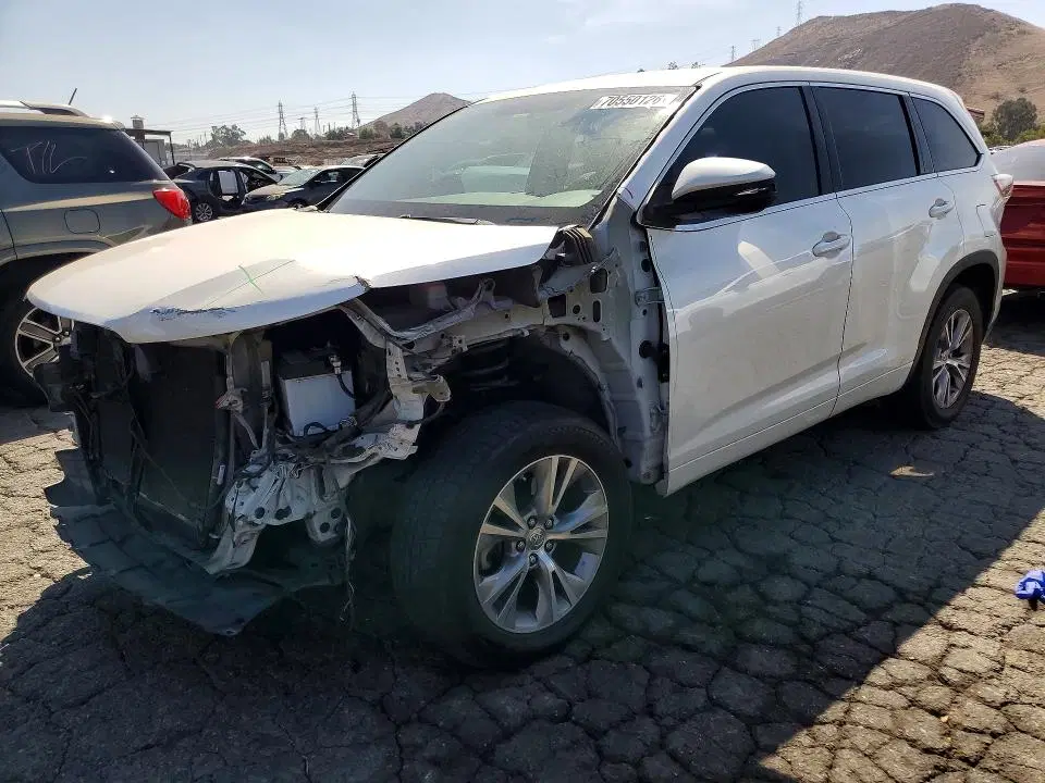 5TDZKRFH4ES020596 — 2014 Toyota Highlander, Передняя часть (Front End), фото до ремонта