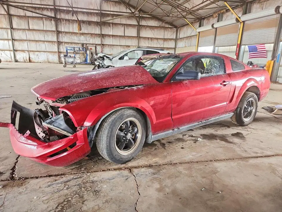 1ZVFT80N955152197 — 2005 Ford Mustang, FRONT END, фото до ремонта