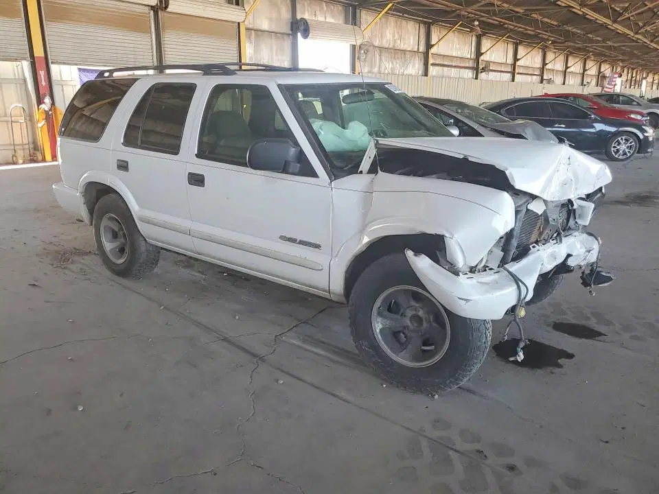 2004 CHEVROLET BLAZER VIN 1GNCS13X24K155933 фото 4