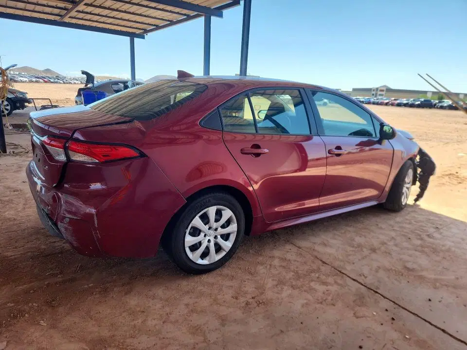 2026 Toyota Corolla VIN JTDB4MEEXT3041540 фото 3
