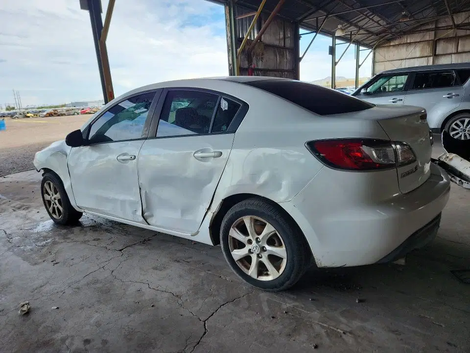 2010 MAZDA 3 VIN JM1BL1SF0A1152492 фото 2