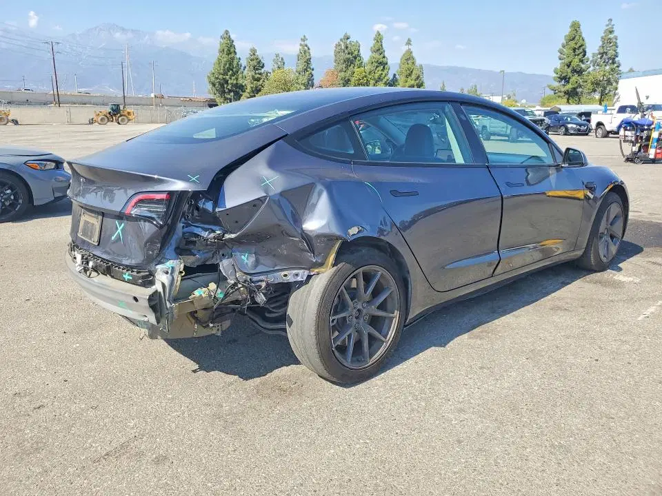 2023 Tesla MODEL 3 VIN 5YJ3E1EAXPF712081 фото 3
