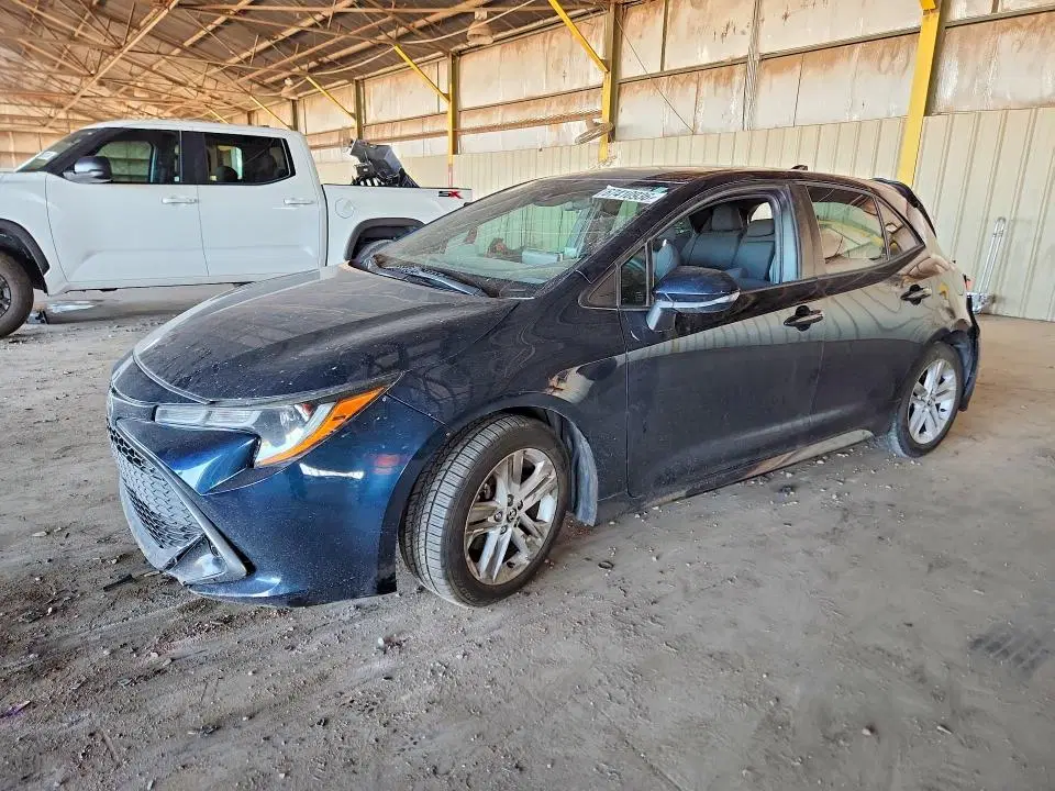 JTND4MBE9M3127951 — 2021 Toyota Corolla Hatchback, Задняя часть (Rear End), фото до ремонта