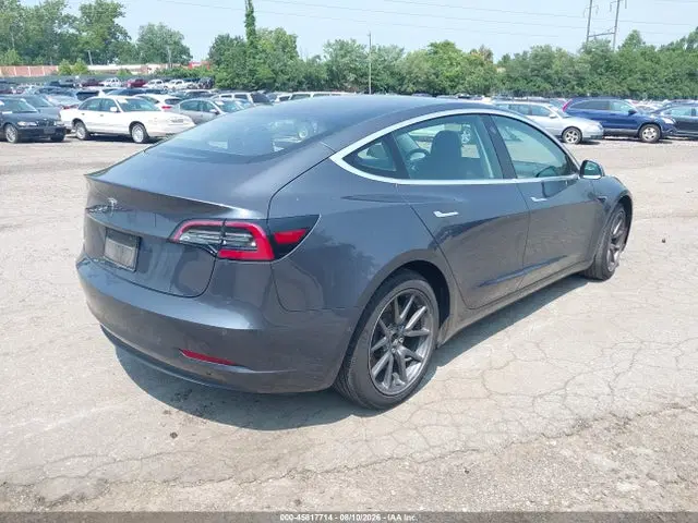 2018 Tesla Model 3 Long Range/mid Range VIN 5YJ3E1EAXJF158984 фото 4
