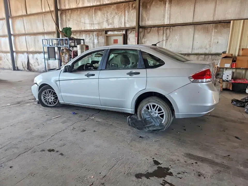 2011 FORD FOCUS VIN 1FAHP3FN4BW181368 фото 2