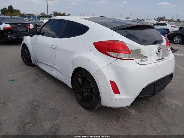 2016 Hyundai Veloster VIN KMHTC6ADXGU262633 фото 3