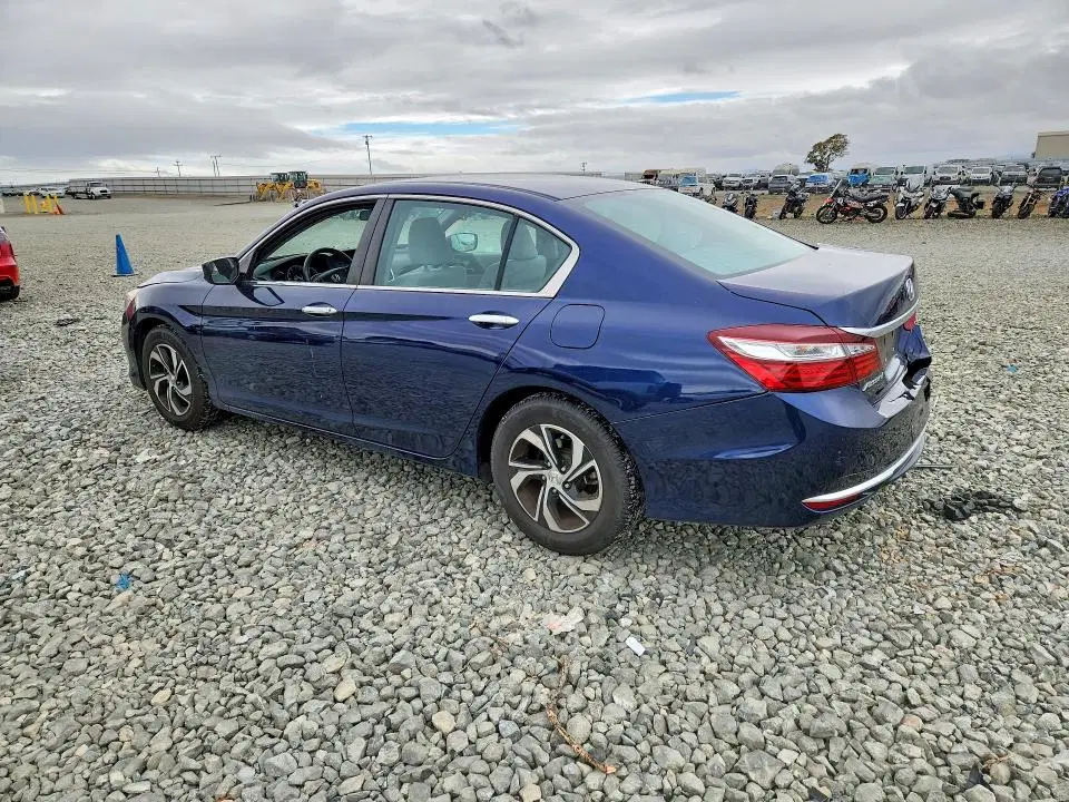 2016 Honda Accord VIN 1HGCR2F47GA032989 фото 2