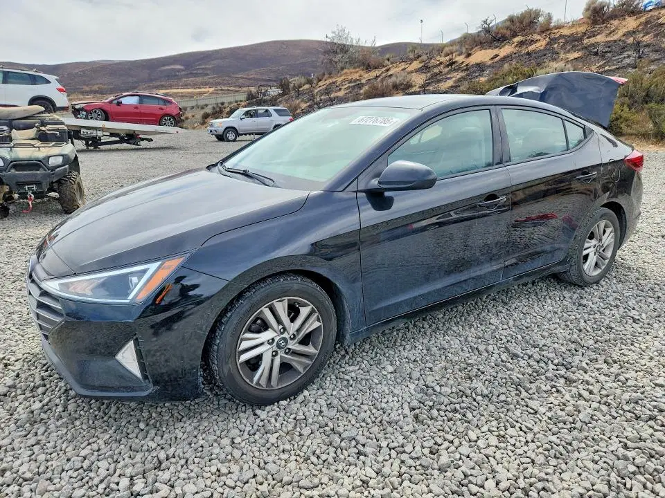 5NPD84LF2LH629963 — 2020 Hyundai Elantra, Rear End, фото до ремонта