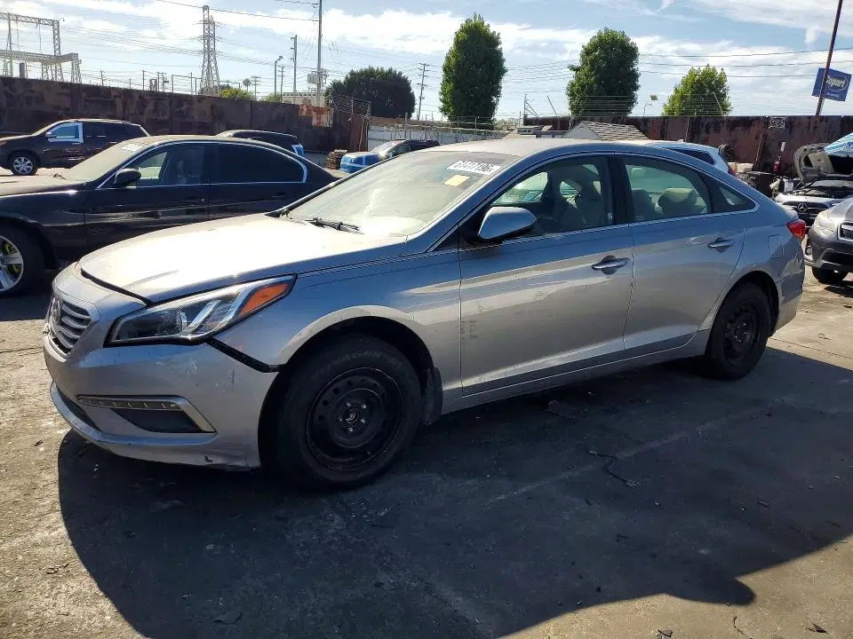 5NPE24AF4FH254106 — 2015 Hyundai Sonata, Вандализм, фото до ремонта