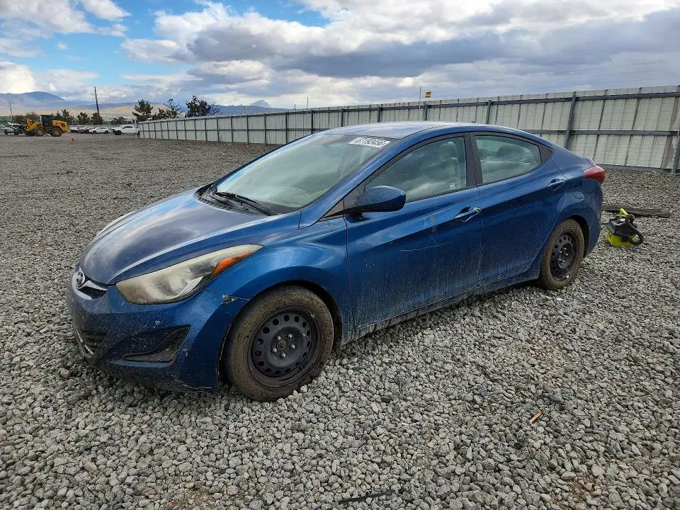 KMHDH4AE0FU348423 — 2015 Hyundai Elantra, Minor Dent/scratches, фото до ремонта