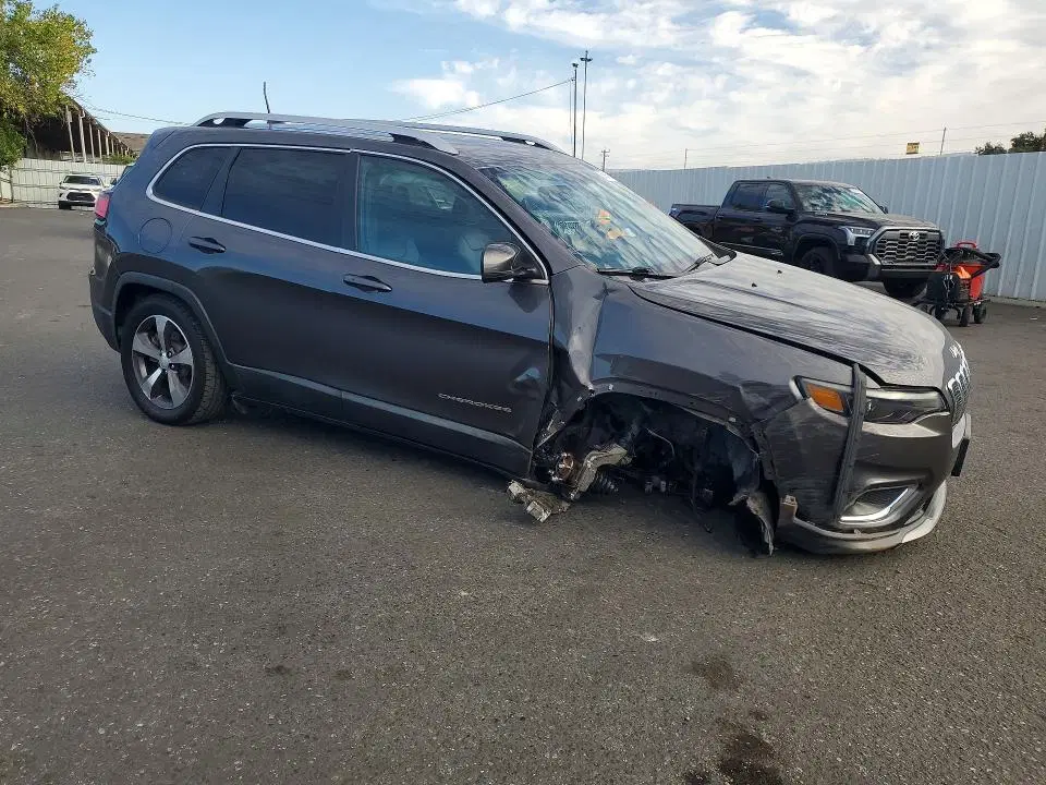 2019 Jeep Cherokee VIN 1C4PJMDXXKD268785 фото 4