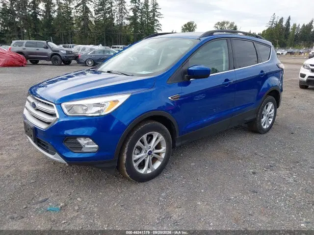 2018 Ford ESCAPE SE VIN 1FMCU9GD1JUD31156 фото 2
