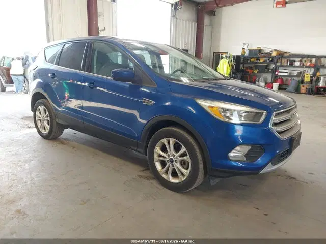 1FMCU9GD7HUE50405 — 2017 Ford Escape SE, Normal Wear & Tear, фото до ремонта