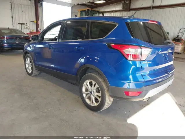 2017 Ford ESCAPE SE VIN 1FMCU9GD7HUE50405 фото 3