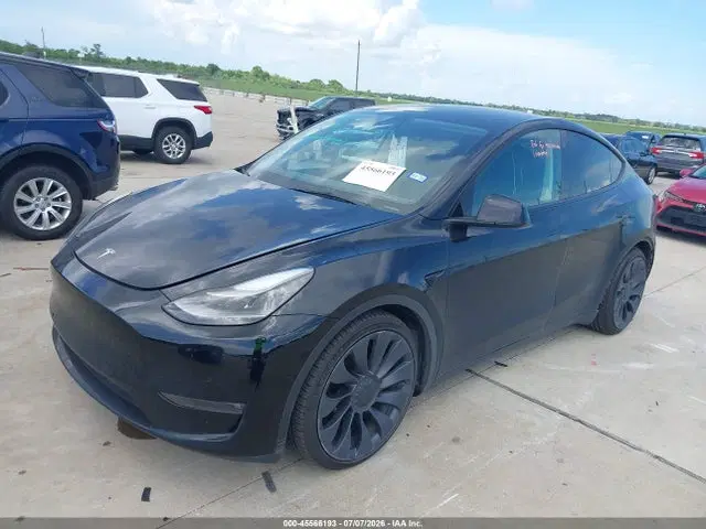 2022 Tesla Model Y Performance Dual Motor All-wheel Drive VIN 7SAYGDEF3NF353542 фото 2