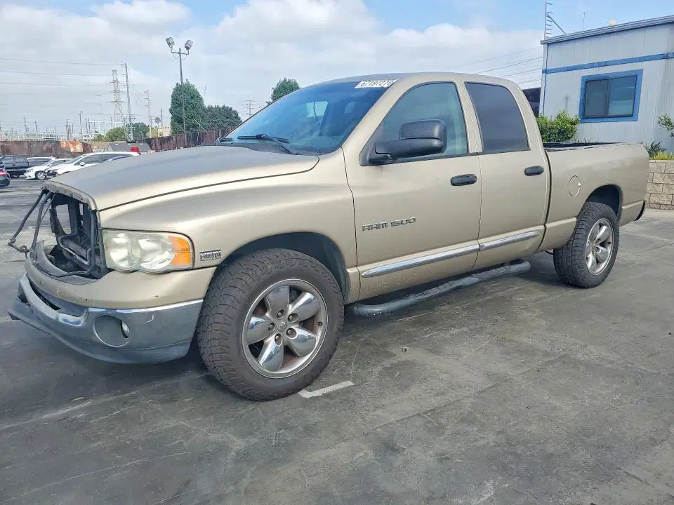 1D7HA18D35S172506 — 2005 Dodge RAM 1500, Передняя часть (Front End), фото до ремонта