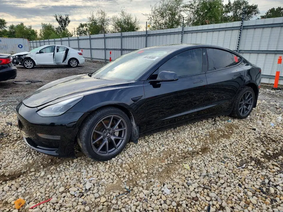 5YJ3E1EA7MF991095 — 2021 Tesla Model 3, Передняя часть, фото до ремонта