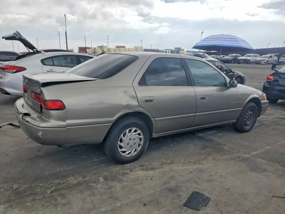 1997 TOYOTA CAMRY VIN JT2BG22K4V0033369 фото 3