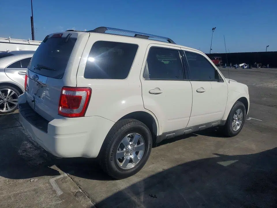 2011 FORD ESCAPE VIN 1FMCU0E72BKC63634 фото 3