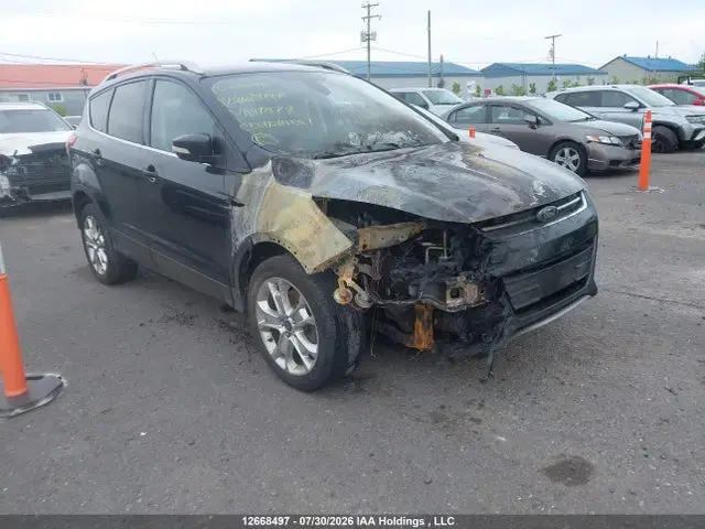 1FMCU9J95EUA47877 — 2014 Ford Escape Titanium, Engine Fire, фото до ремонта