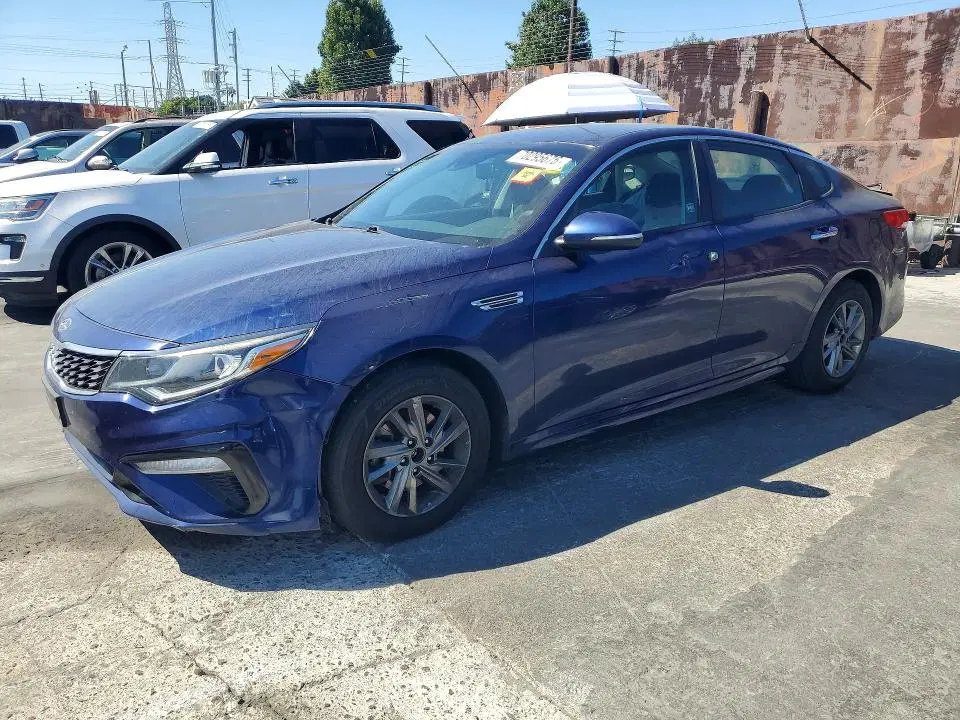 5XXGT4L37KG324115 — 2019 Kia Optima, Вандализм, фото до ремонта