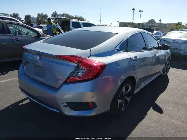 2019 Honda Civic Lx VIN 2HGFC2F65KH556295 фото 4