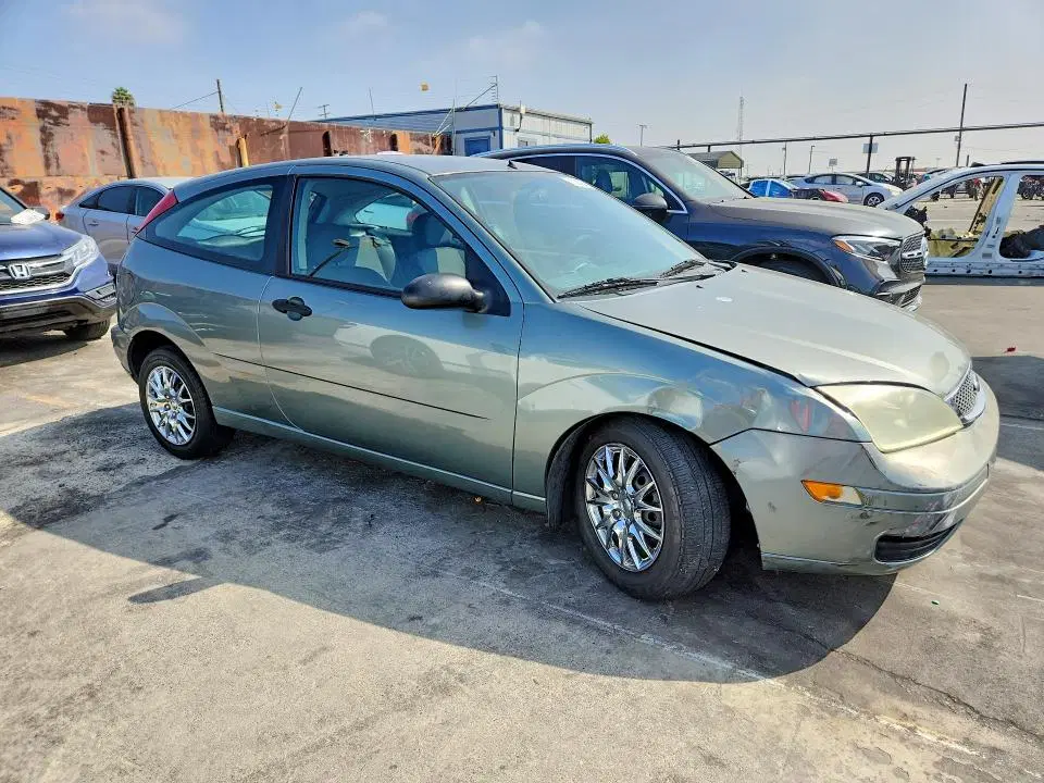 2005 FORD FOCUS VIN 3FAFP31N65R116723 фото 4