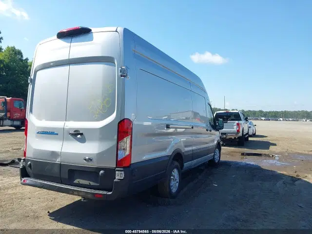 2022 Ford E-transit-350 Cargo Van VIN 1FTBW3XK2NKA82101 фото 4