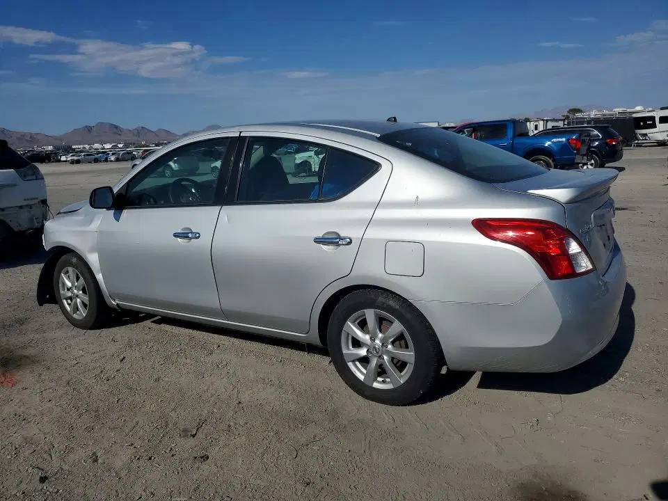 2014 Nissan Versa VIN 3N1CN7AP3EL853928 фото 2