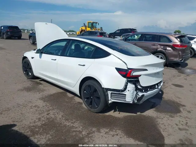 2025 Tesla Model 3 Long Range All-wheel Drive VIN 5YJ3E1EB3SF885328 фото 3