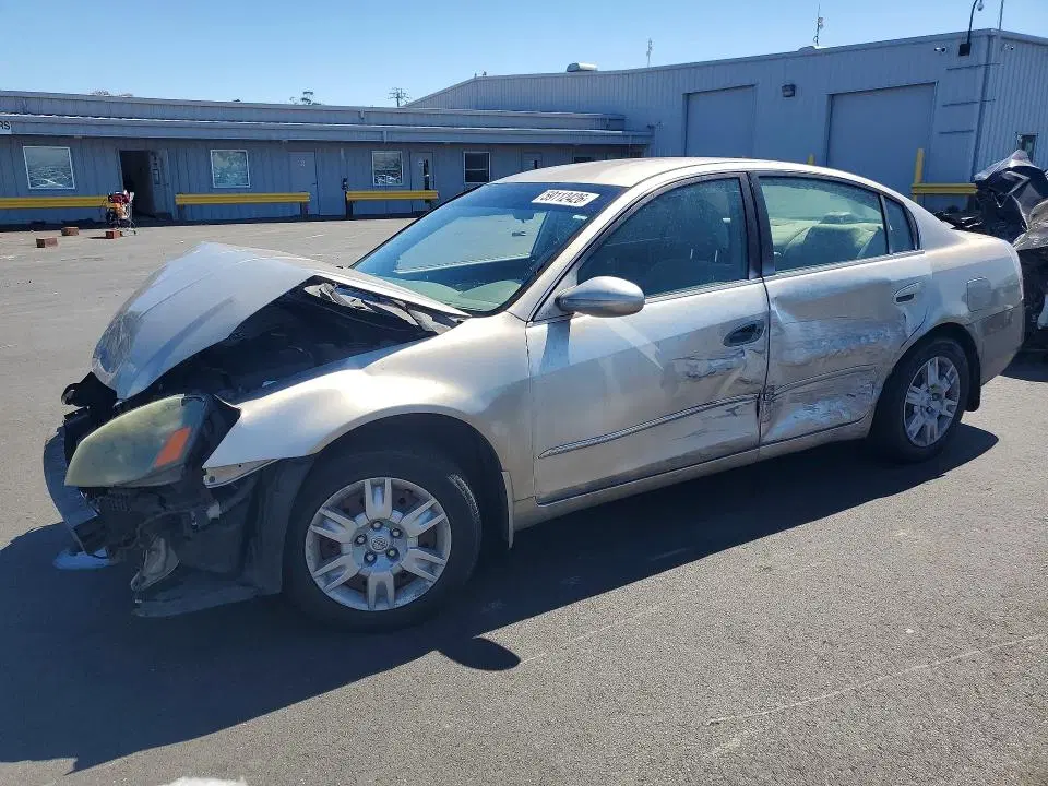 1N4AL11D96N338789 — 2006 Nissan Altima, FRONT END, фото до ремонта