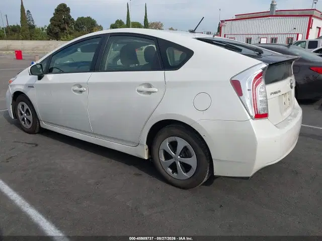 2015 Toyota Prius Two VIN JTDKN3DU2F1929621 фото 3