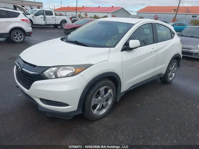 2017 Honda HR-V LX VIN 3CZRU6H35HM108470 фото 2