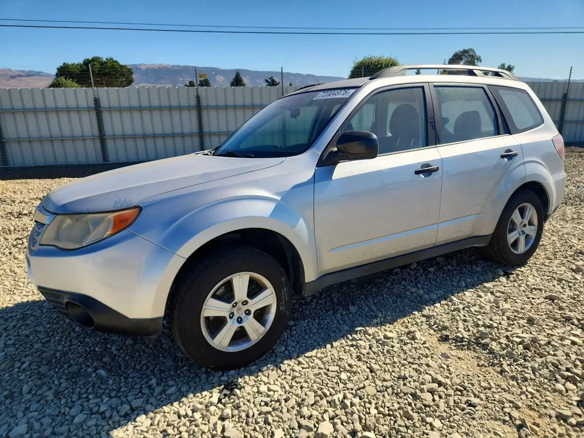 JF2SHABC4BH716016 — 2011 Subaru Forester, Сторона, фото до ремонта