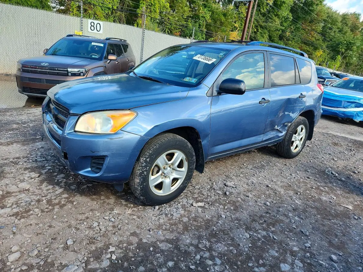 JTMBF4DV0BD040949 — 2011 Toyota RAV 4, Сторона, фото до ремонта