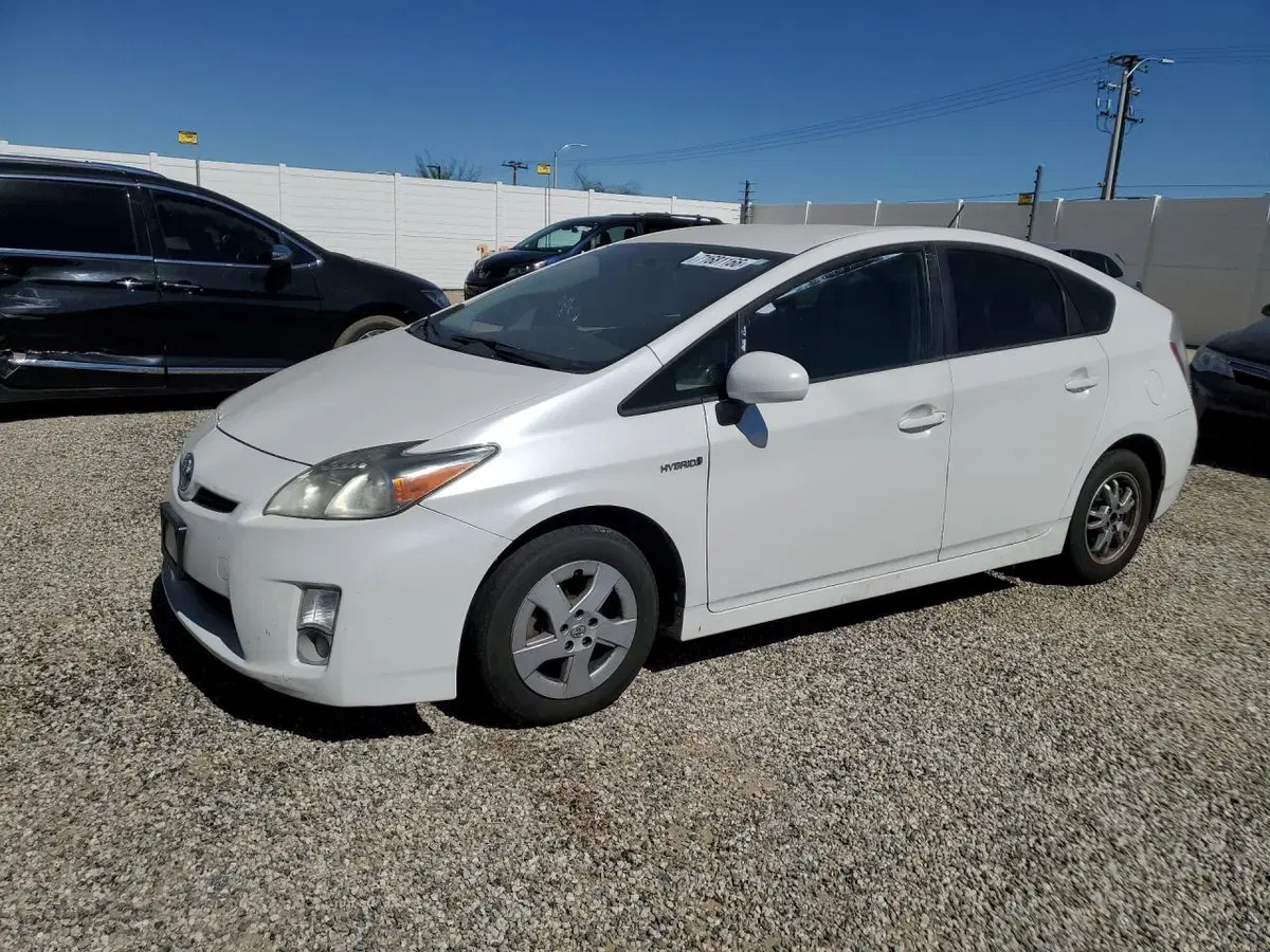 JTDKN3DU4A5155518 — 2010 Toyota Prius, Сторона, фото до ремонта