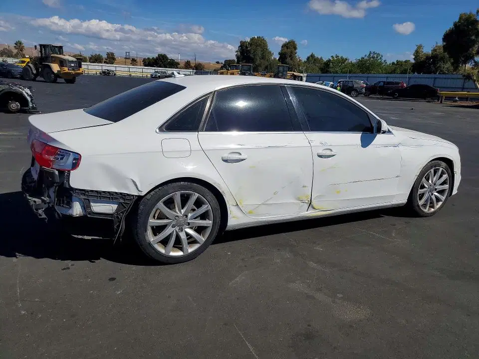 2013 AUDI A4 VIN WAUFFAFL5DN029645 фото 4