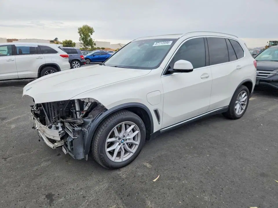 5UXTA6C0XM9H27299 — 2021 BMW X5, Передняя часть, фото до ремонта