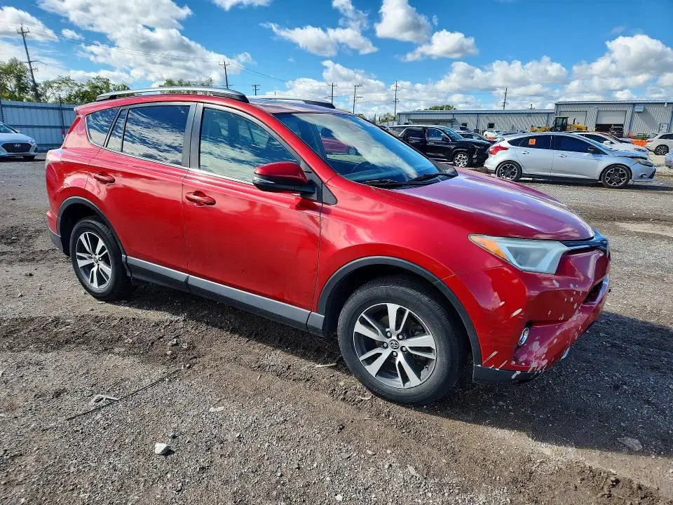 2017 TOYOTA RAV4 VIN JTMRFREV4HJ123580 фото 4