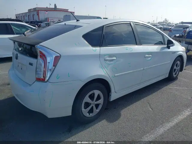 2014 Toyota Prius Two VIN JTDKN3DU6E1754899 фото 4