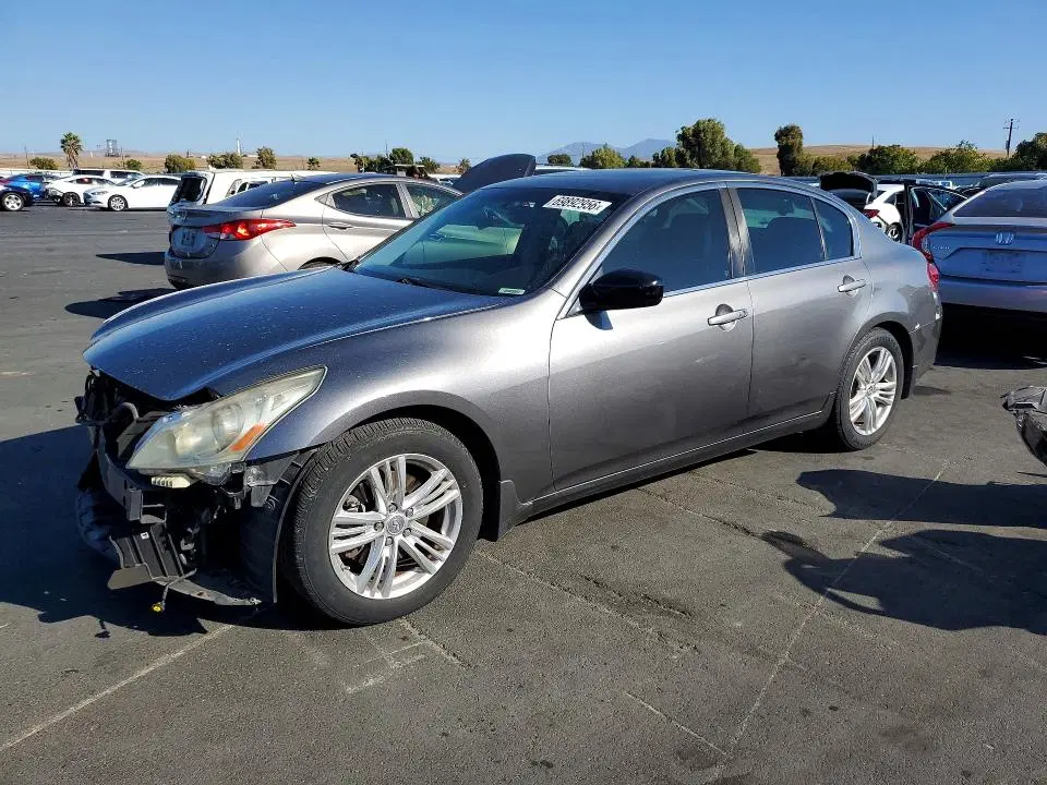 JN1CV6AP9BM500444 — 2011 Infiniti G37 Sedan, Передняя часть (Front End), фото до ремонта