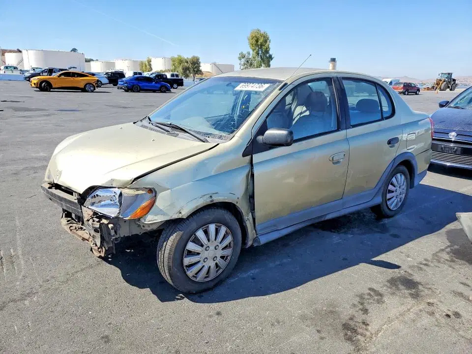 JTDBT123420219897 — 2002 Toyota Echo, Передняя часть (Front End), фото до ремонта