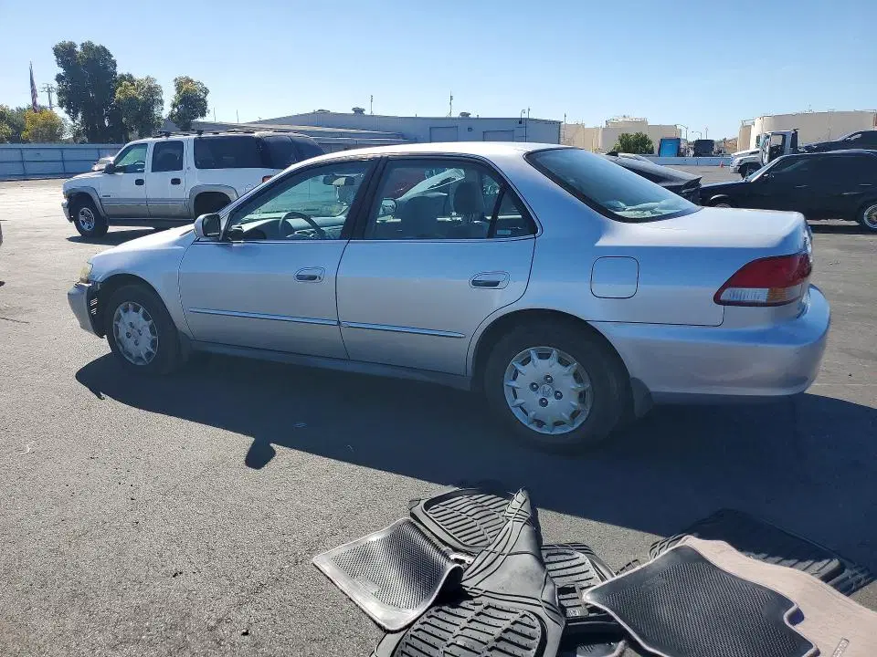 2002 HONDA ACCORD VIN 3HGCG66562G700393 фото 2