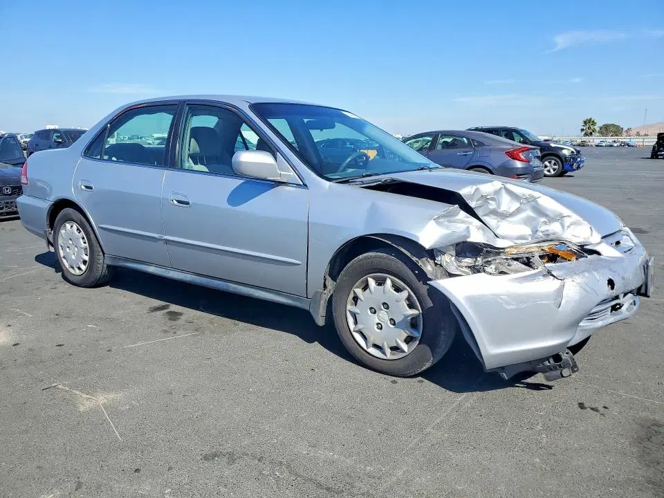 2002 HONDA ACCORD VIN 3HGCG66562G700393 фото 4