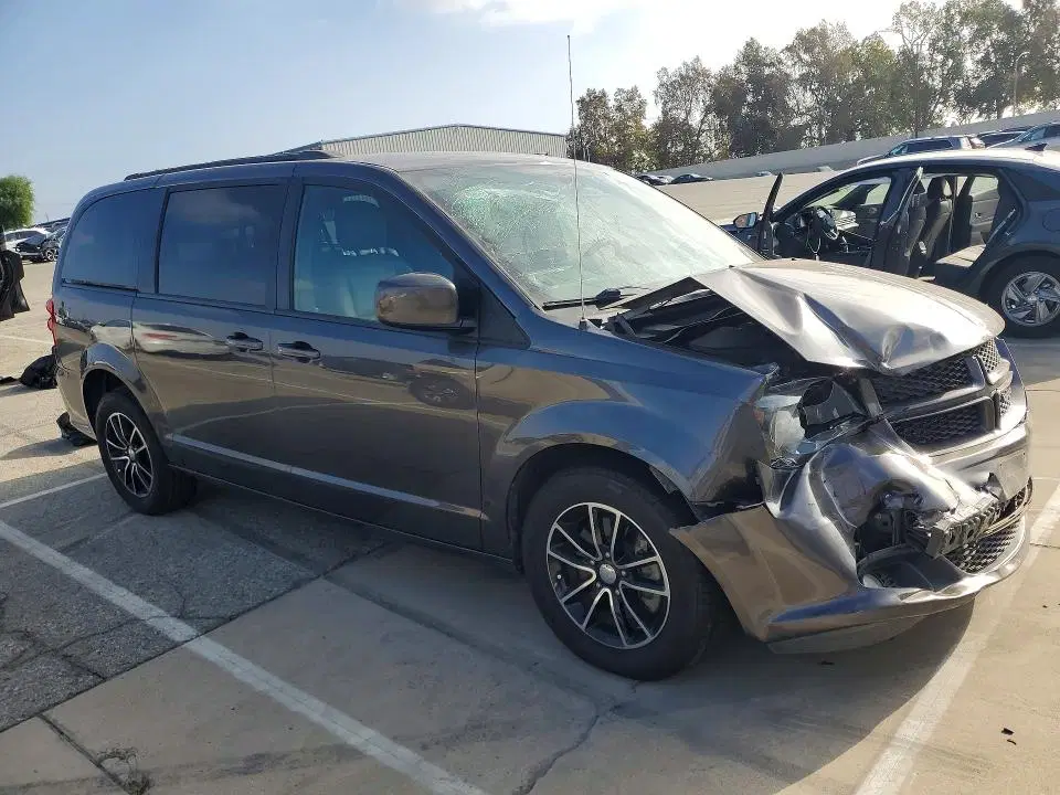 2019 Dodge Grand Caravan VIN 2C4RDGEG9KR565978 фото 4