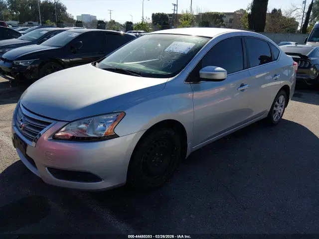 2015 Nissan SENTRA SV VIN 3N1AB7AP9FY271949 фото 2