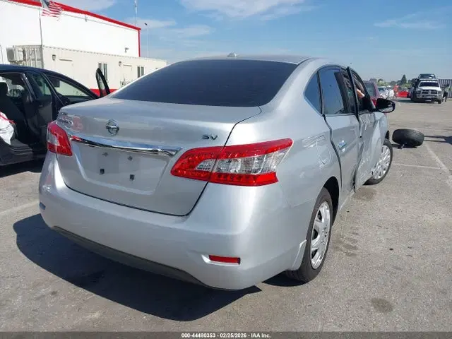 2015 Nissan SENTRA SV VIN 3N1AB7AP9FY271949 фото 4