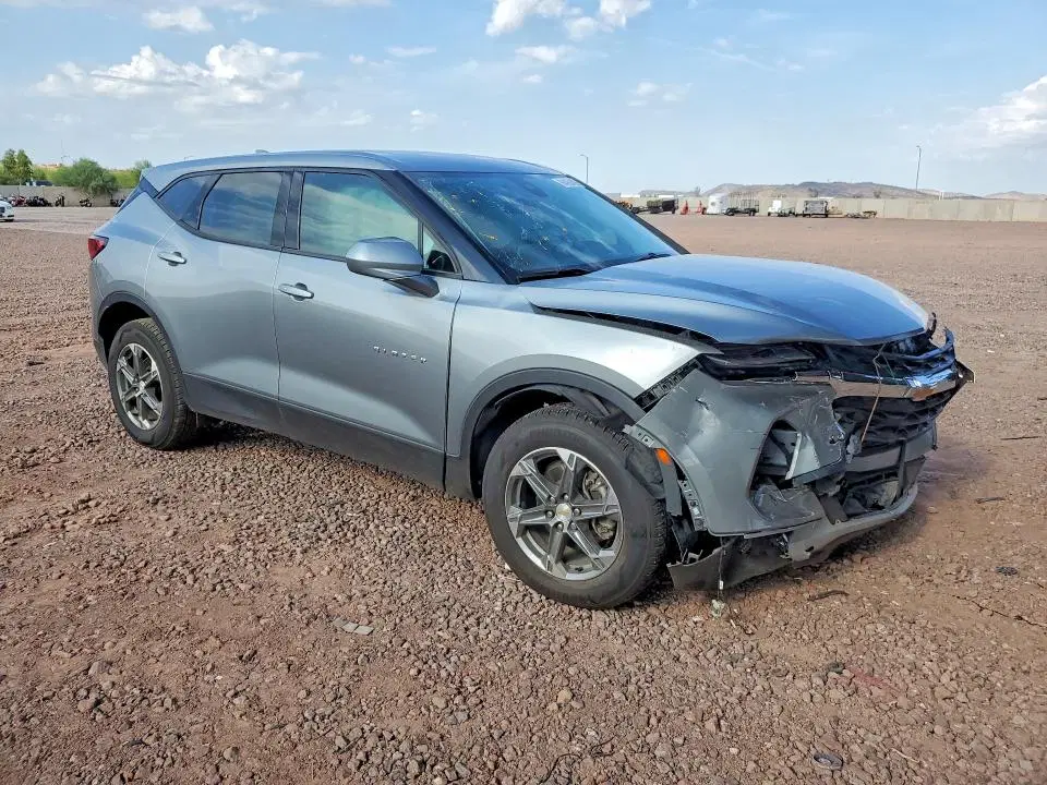 2024 Chevrolet Blazer VIN 3GNKBCR43RS165001 фото 4