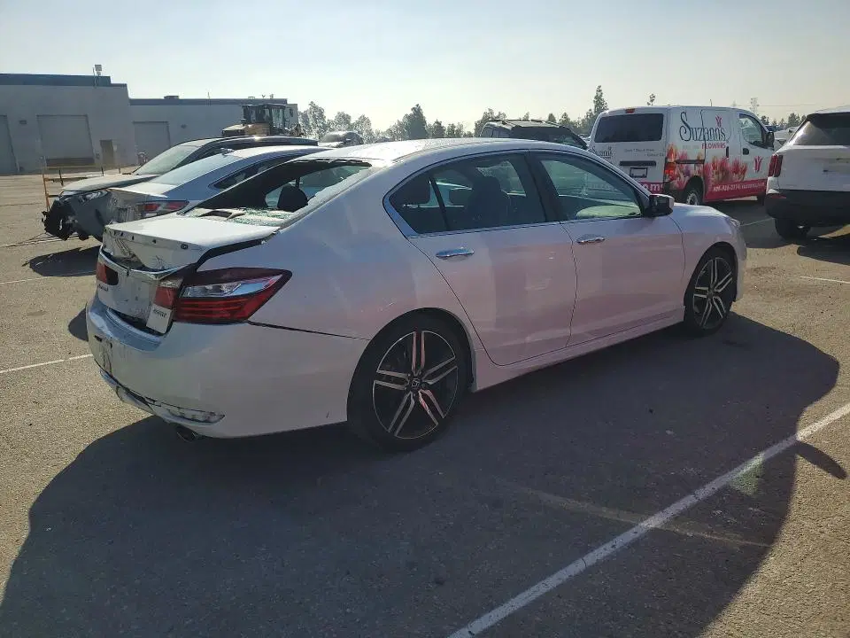 2016 Honda Accord VIN 1HGCR2F57GA056962 фото 3